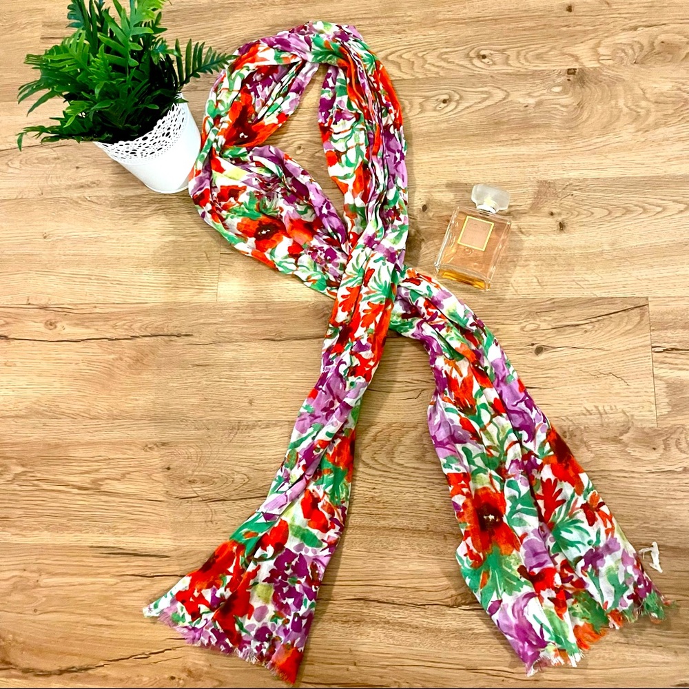 Loft Scarf